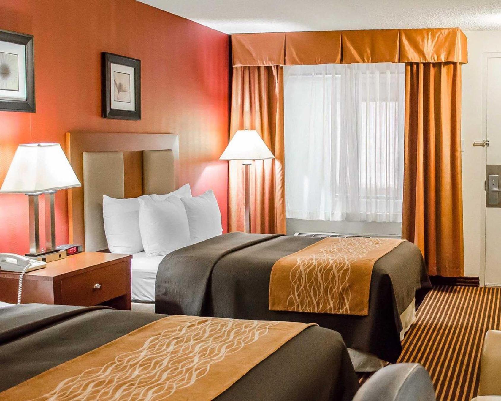 two hotel beds